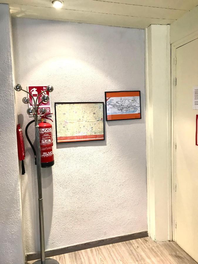 Apartamento Ideal Βαρκελώνη Εξωτερικό φωτογραφία